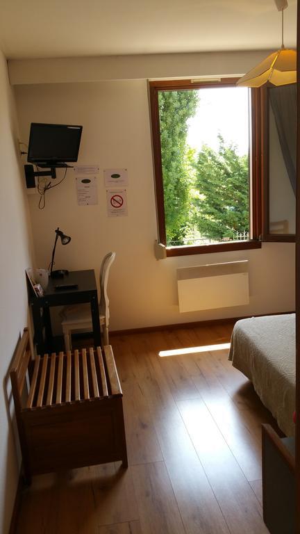 ホテル Le Magiot Montliot-et-Courcelles 部屋 写真